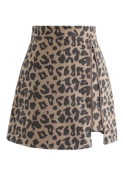 Minifalda con cremallera y estampado de leopardo en color arena