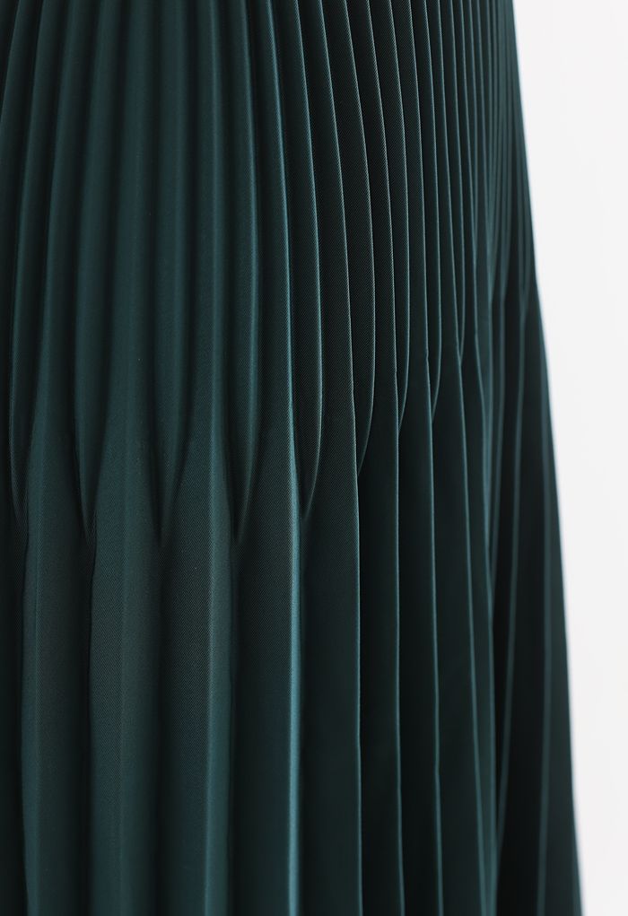 Solid Color Pleated A-Line Midi Skirt in Emerald